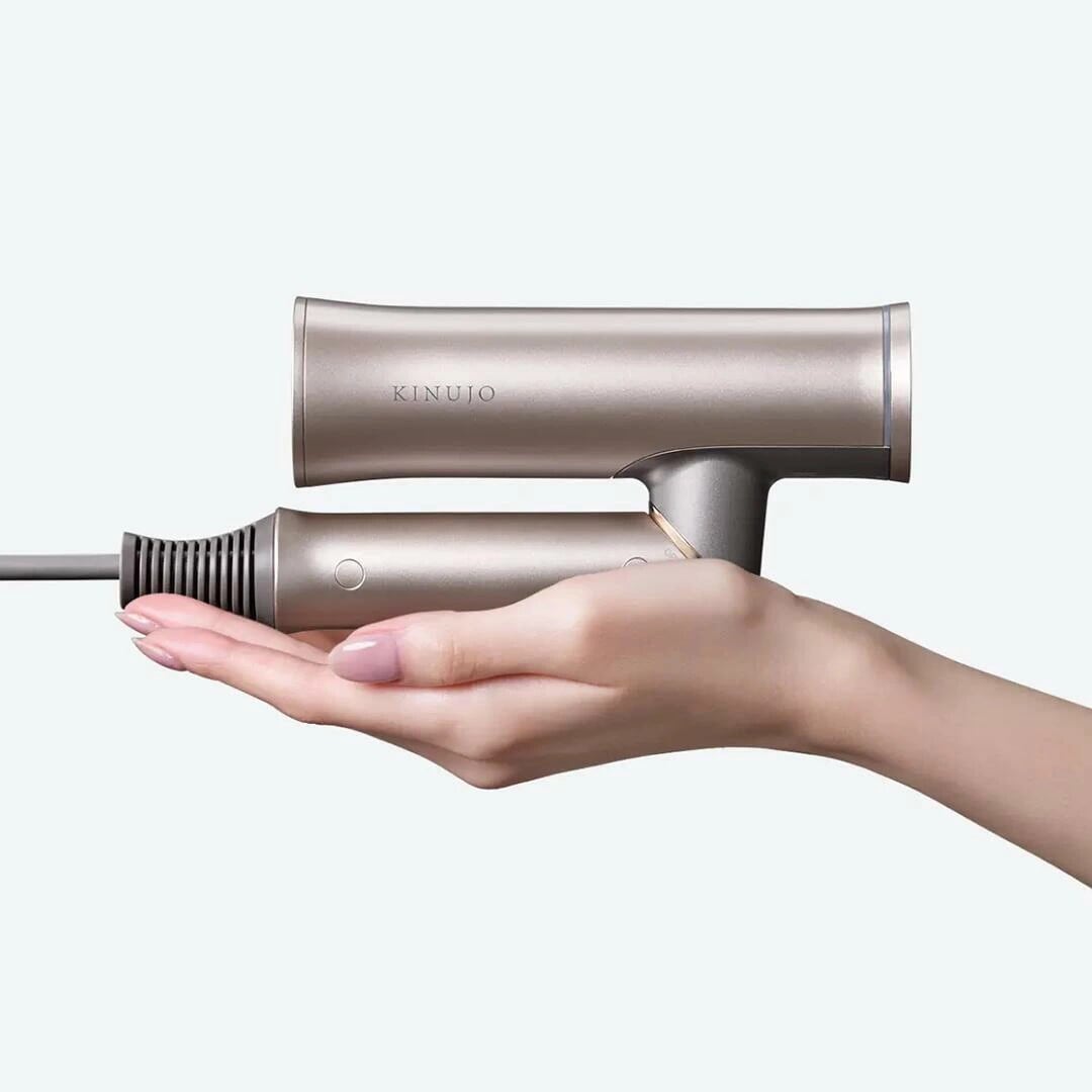 KINUJO ヘアドライヤー ボヤージュ 送料無料】KINUJO HAIR DRYER VOYAGE(キヌージョ ヘアドライヤー
