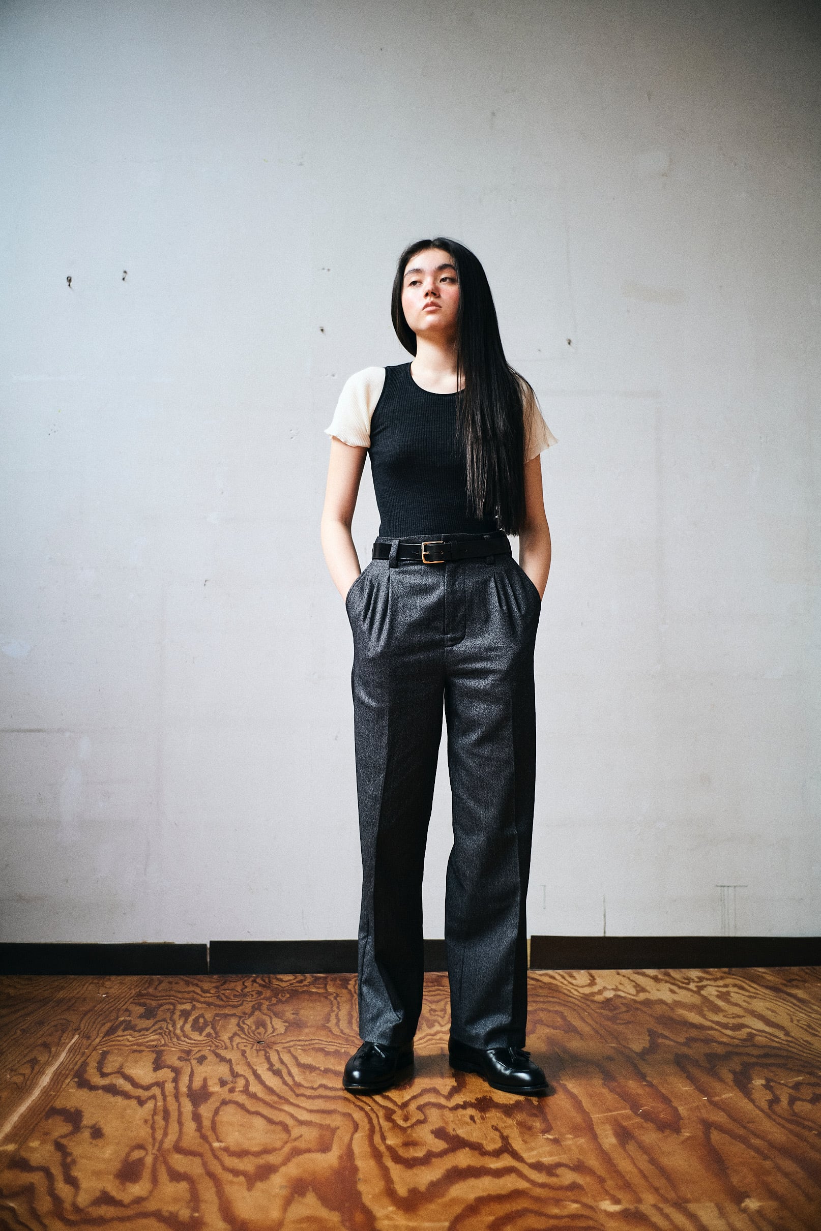 ERiKOKATORi/EK11-1-4 wool linen gauze highneck top Black | stoa
