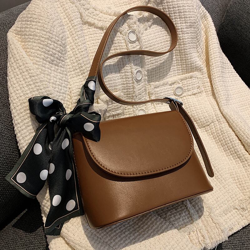 スタンダードオータムウィンター レトロ 秋物 冬物 メッセンジャーバッグ Tiancai_Wing_Bag85172356506