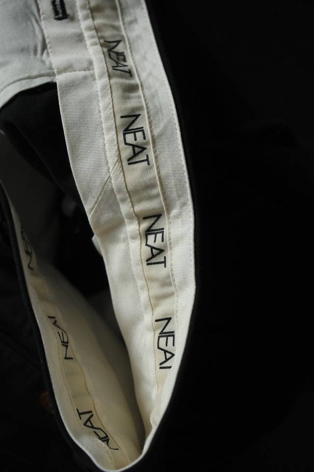 NEAT Chino (Black)