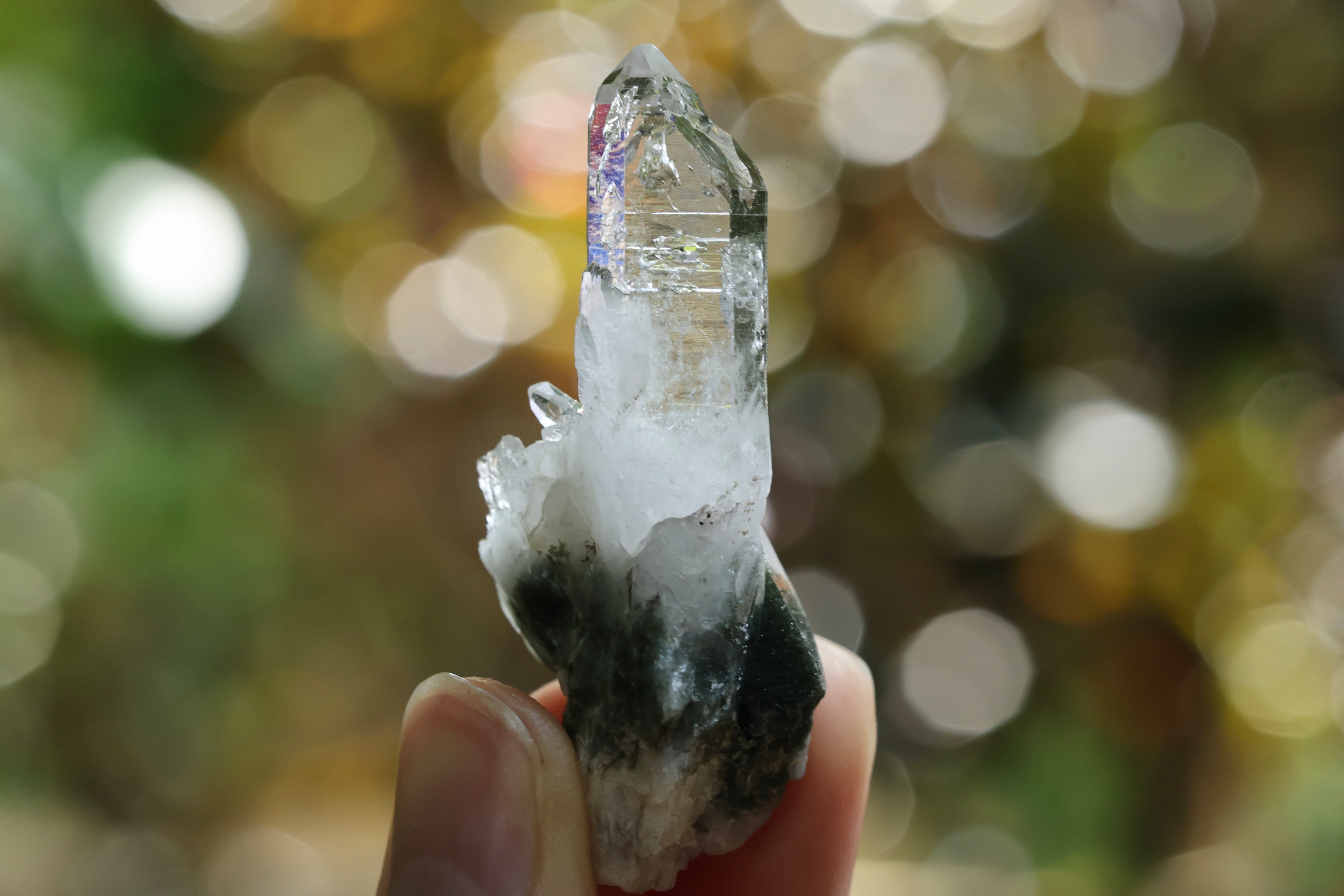 ヒマラヤ水晶 ガネーシュヒマール産 水入り