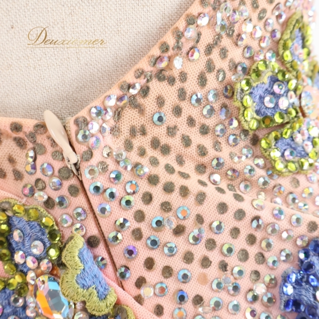 社交ダンス 衣装 エダスー edda hsu スタンダードドレス ワンピース ドレス デモ 競技 ダンス パーティ 発表会 綺麗 落ち感 レース 花 フロート ピンク系 エレガント 軽やか 優雅 フェミニン 上品 競技用