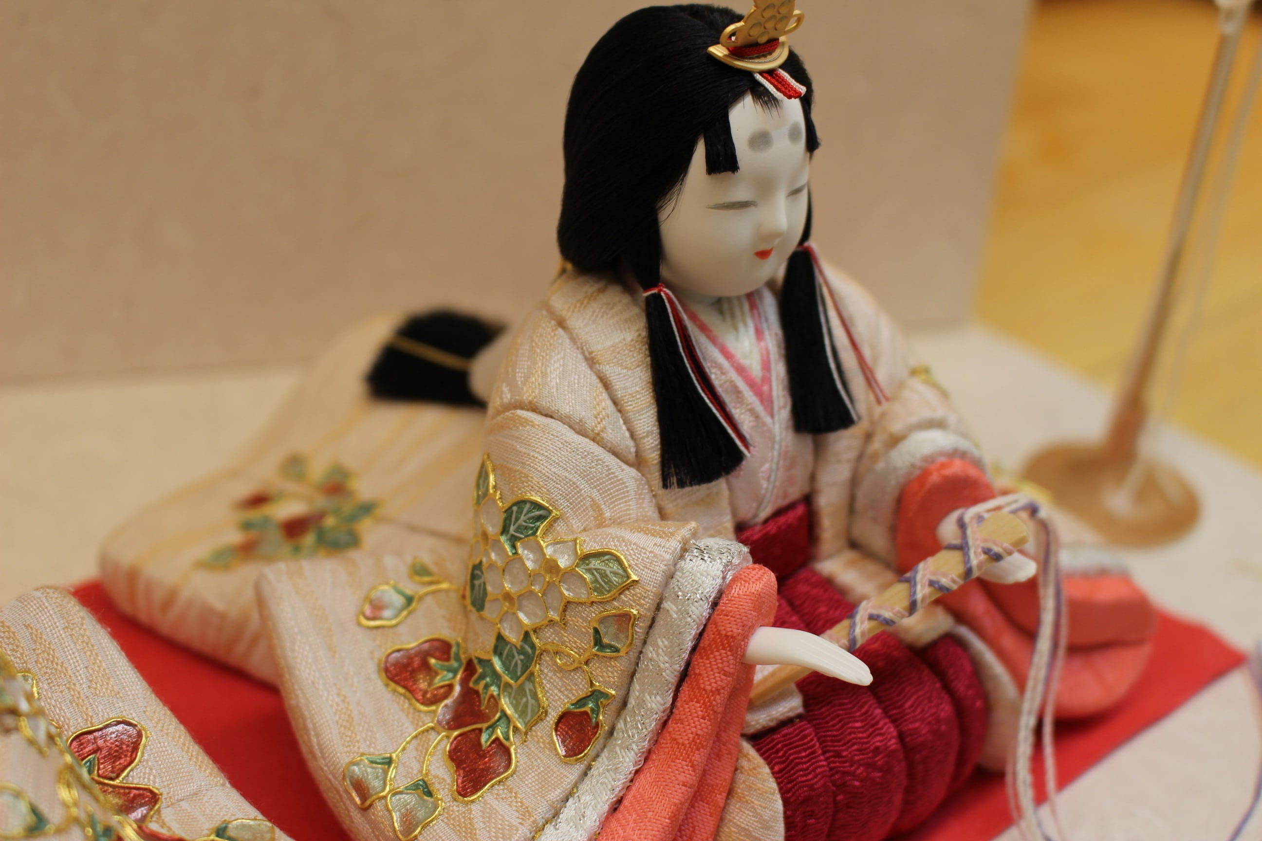 雛人形 木目込人形 柿沼東光「苺」手描き盛り上金彩 天麗果優
