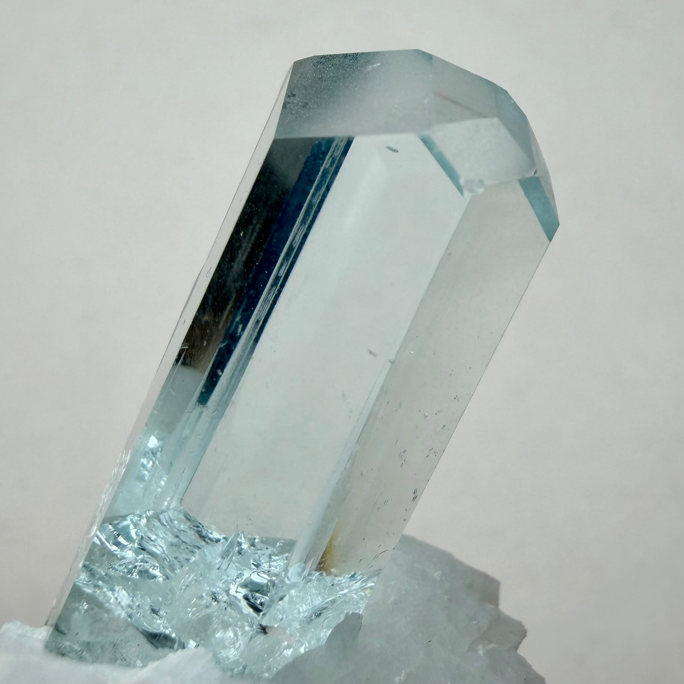 アクアマリン / クォーツ / フェルスパー【Aquamarine with Quartz アクアマリン / クォーツ / フェルスパー【Aquamarine with Quartz