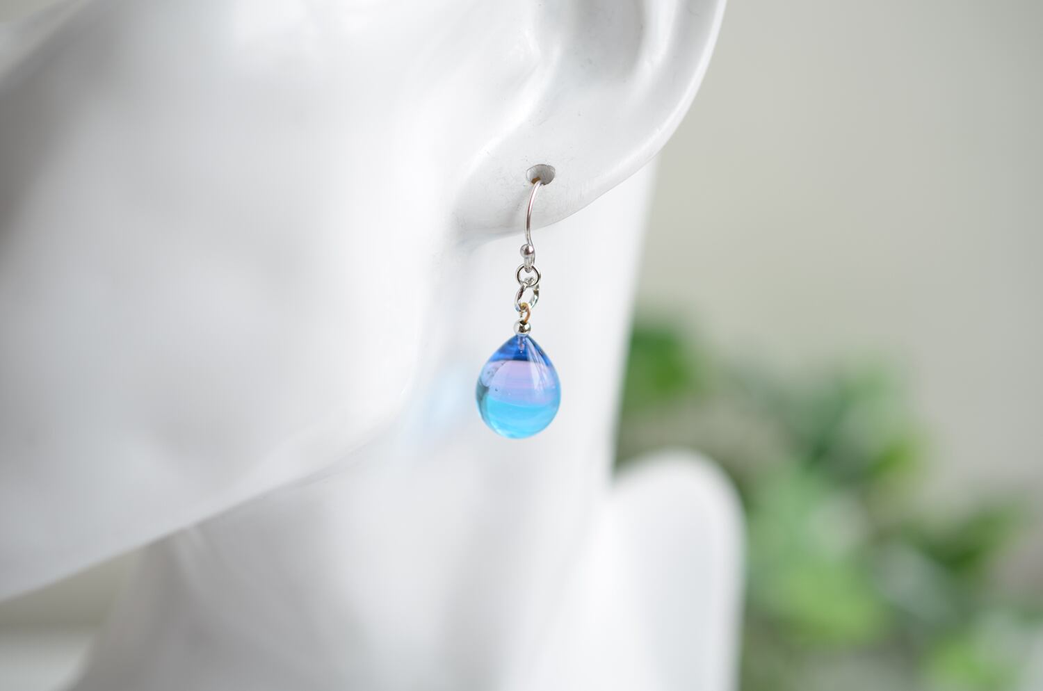 ピンクブルーシルバーカラーピアス＊イヤリング | Soukore