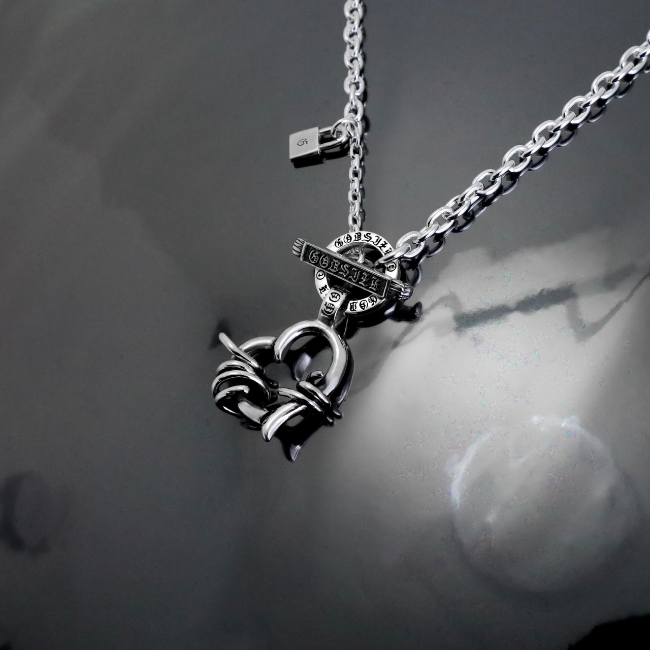 THORNY HEART NECKLACE T-BAR / ソーニーハートTバーネックレス