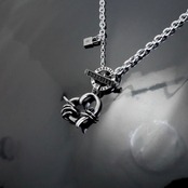THORNY HEART NECKLACE T-BAR / ソーニーハートTバーネックレス