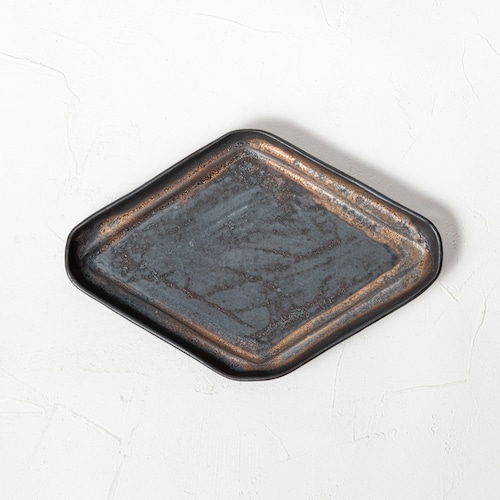 ［石渡 磨美 ］33　ラヴィエM（黒唐黒）