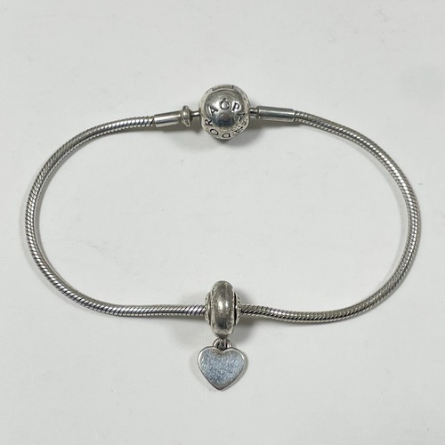 Pandora Moments 925 Silver Snake Chain Bracelet With Heart Charm