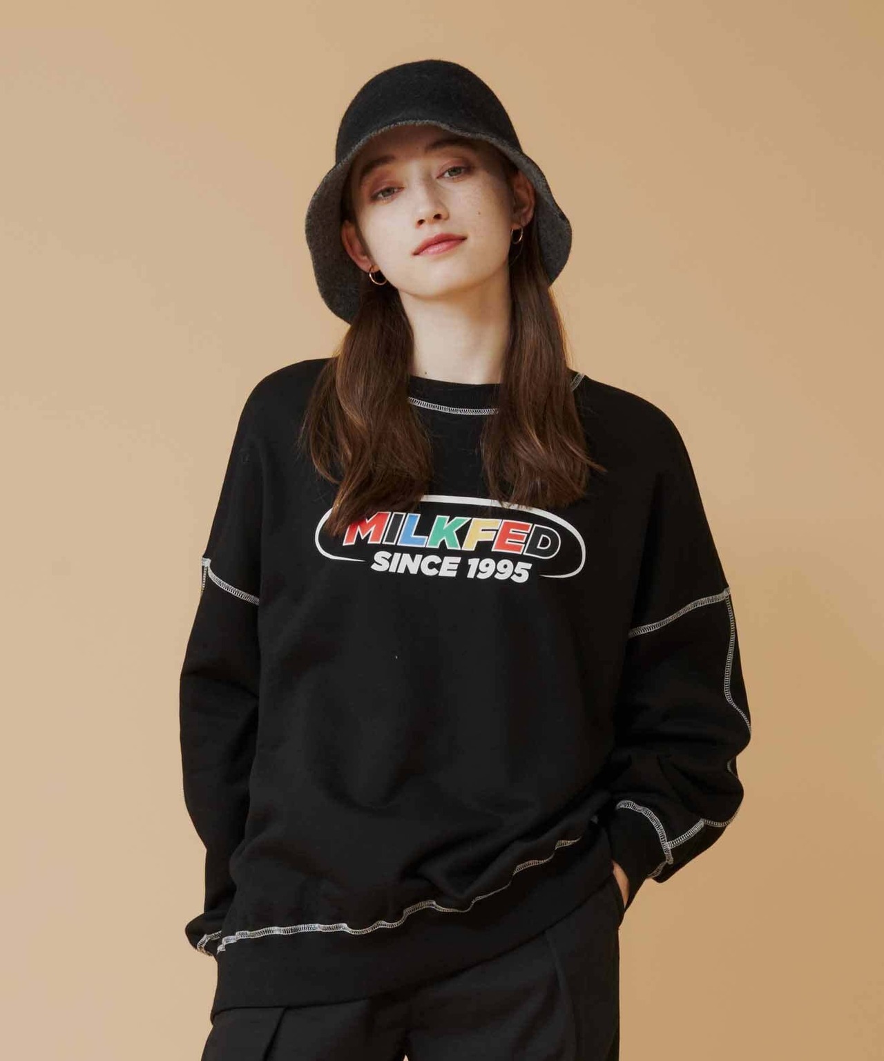【MILKFED.】COLORFUL EMBROIDERY LOGO SWEAT TOP