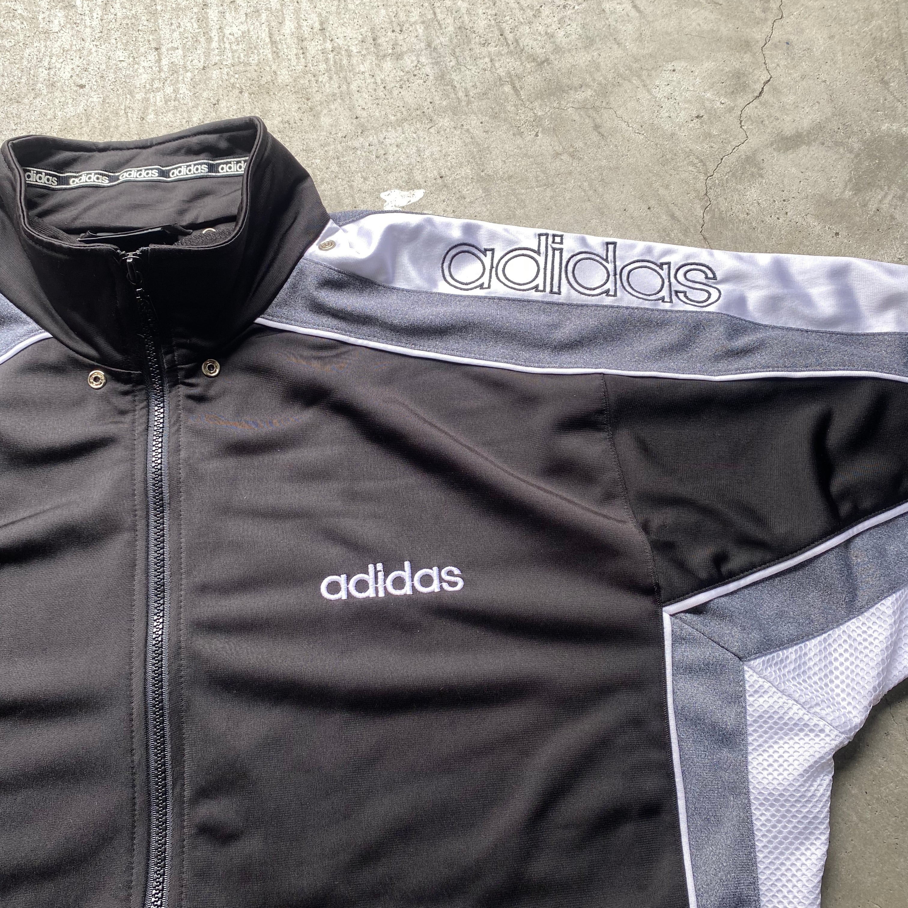 90年代 adidas アディダス メッシュ切り替え 半袖 ジャージ トラックジャケット ヴィンテージ メンズM ブラック 黒  古着【ジャージ・トラックジャケット】【SA2204】 | cave 古着屋【公式】古着通販サイト powered by BASE