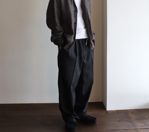 ALVISTA " Piped stem Trouser ( Black )"