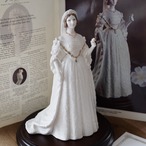 英国 コールポート Queen Victoria フィギュリン ヴィクトリア女王１５０周年記念　限定7500体 冊子・証明書・木製台座付き thumbnail 4