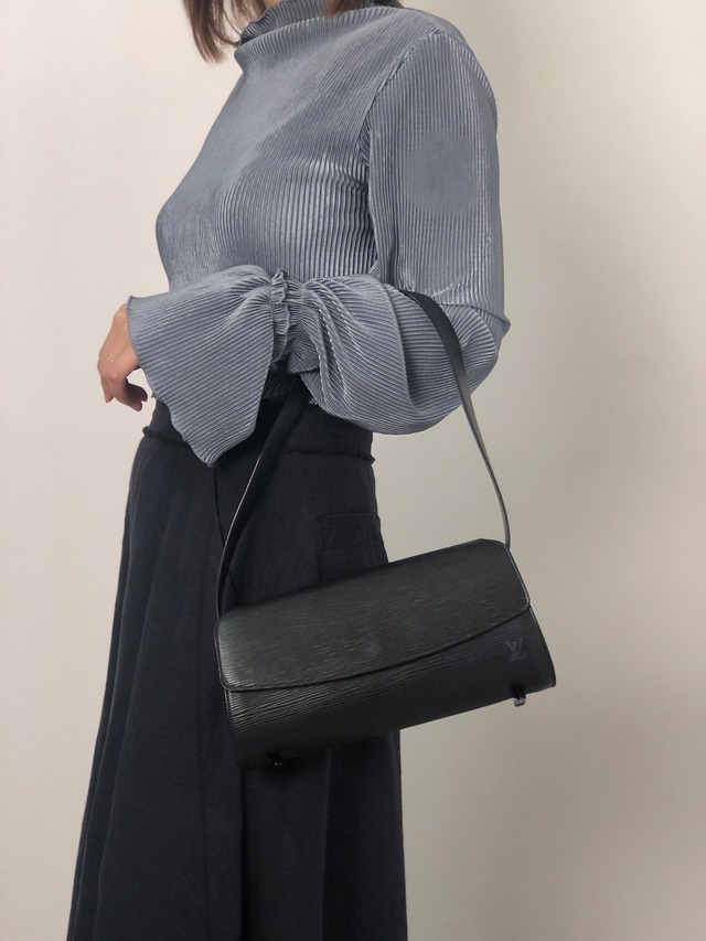 LOUIS VUITTON ルイヴィトン エピ ショルダーバッグ ブラック レザー ノクターンPM M52182 セミショルダーバッグ vintage ヴィンテージ オールド 3c6ynt