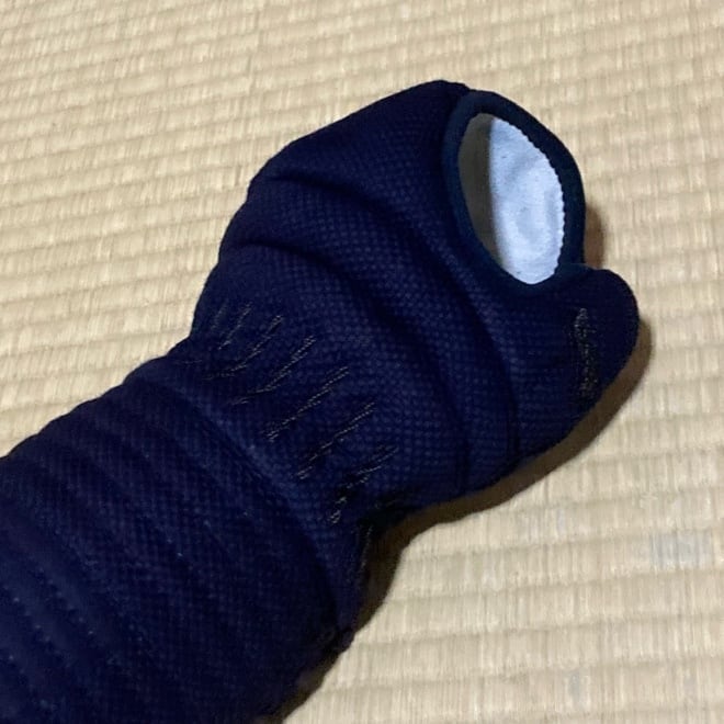 甲手単品 10ミリミシン織刺【銀蜻蛉】【BAK防具】最高の剣道具技術