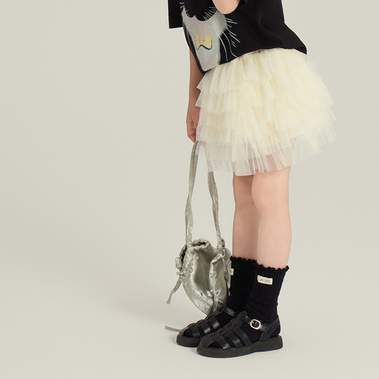 夏多重チュールベージュスカート