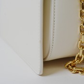 GIVENCHY ジバンシィ 4G スモール レザー チェーンショルダーバッグ ホワイト