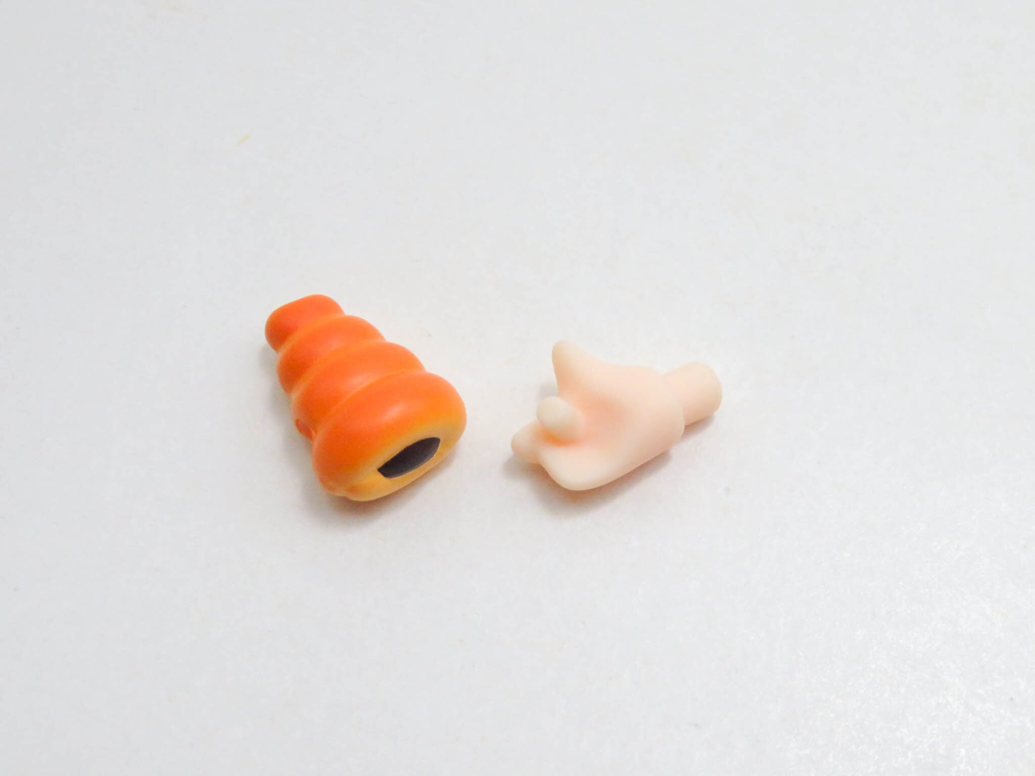 【2887】 泉こなた 2.0 小物パーツ チョココロネ ねんどろいど