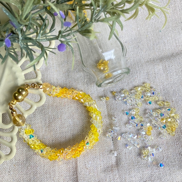 スワロのかぎ針編みブレスレット/イエロー