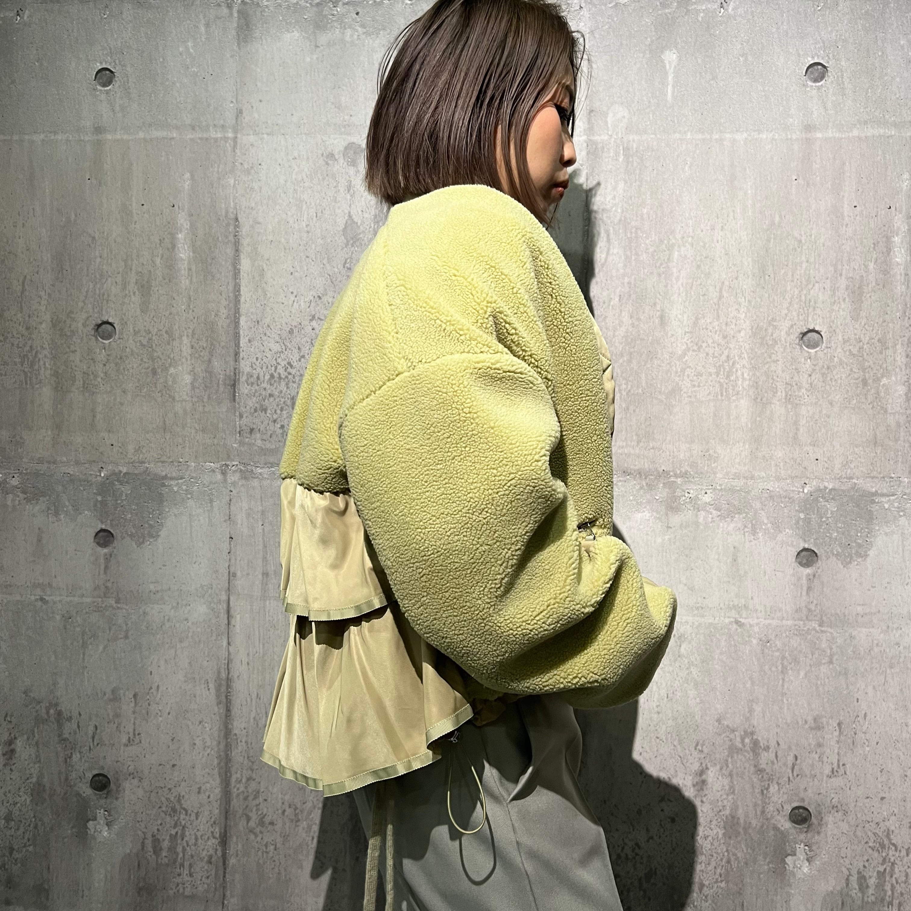 バックフリルショートボアブルゾン | SLOVNENYA スロヴネンヤ