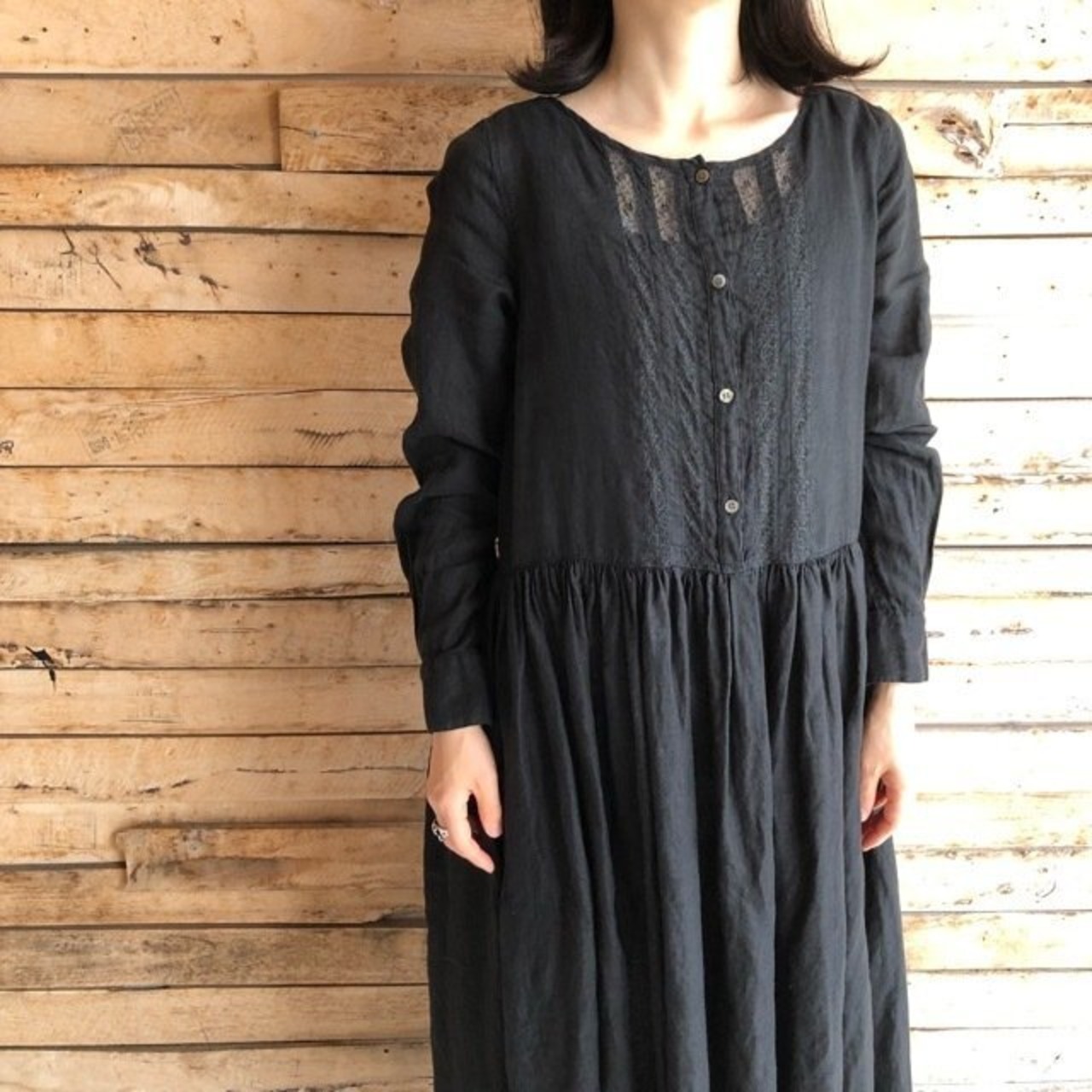 UNIVERSAL TISSU　リネンレースクラシックワンピース　クロ【送料無料】【SALE】