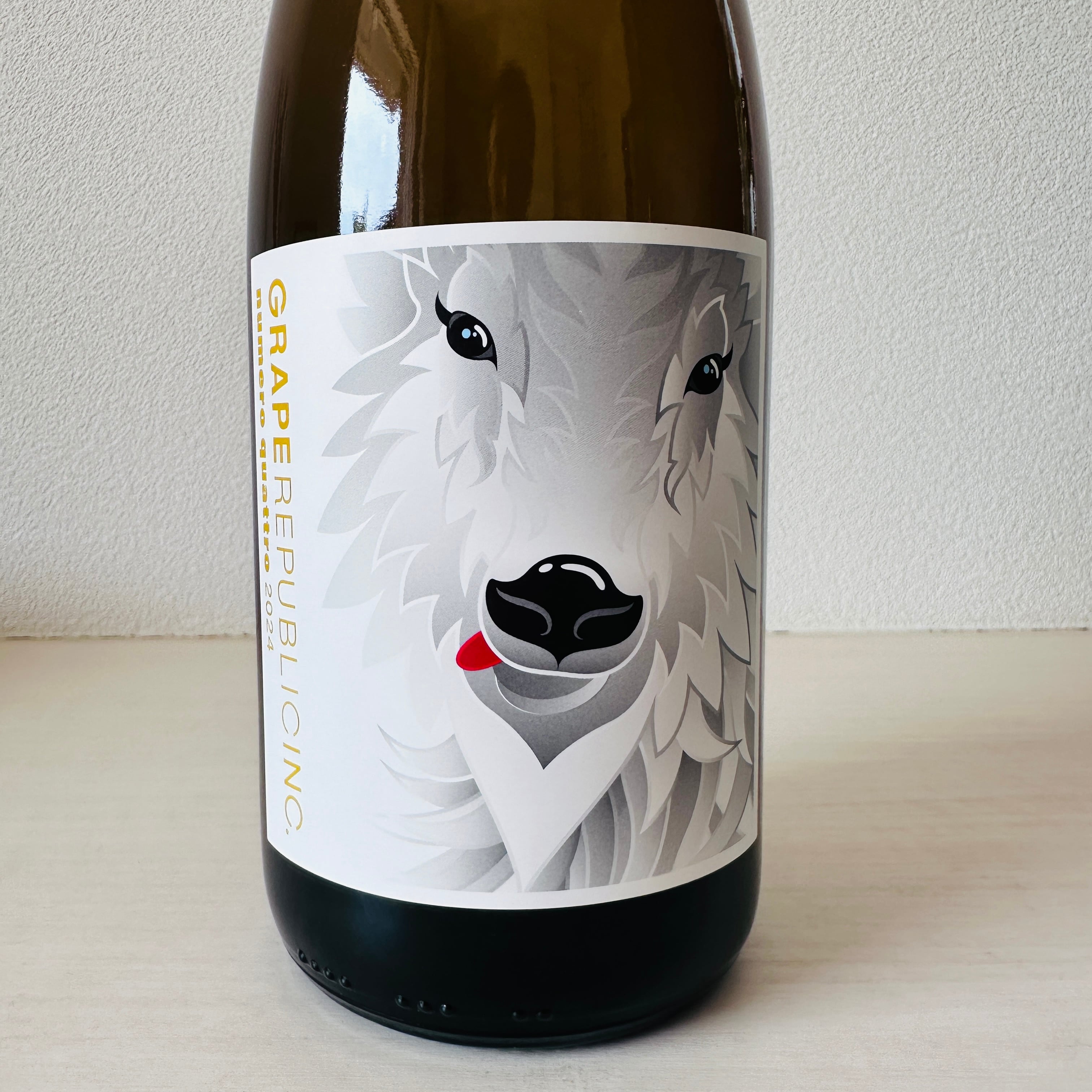 ヌメロ クアットロ Numero quattro　2024　GRAPE REPUBLIC INC/ グレープリパブリック