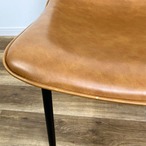 moda en casa SOLO chair モーダ・エン・カーサ ソロチェアチェア ブラウン ポリウレタン仕上 破れ 中古【200サイズ】