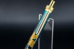 【創造性と透明美】 レジン 漆 沈金 金魚と水草 gold BP