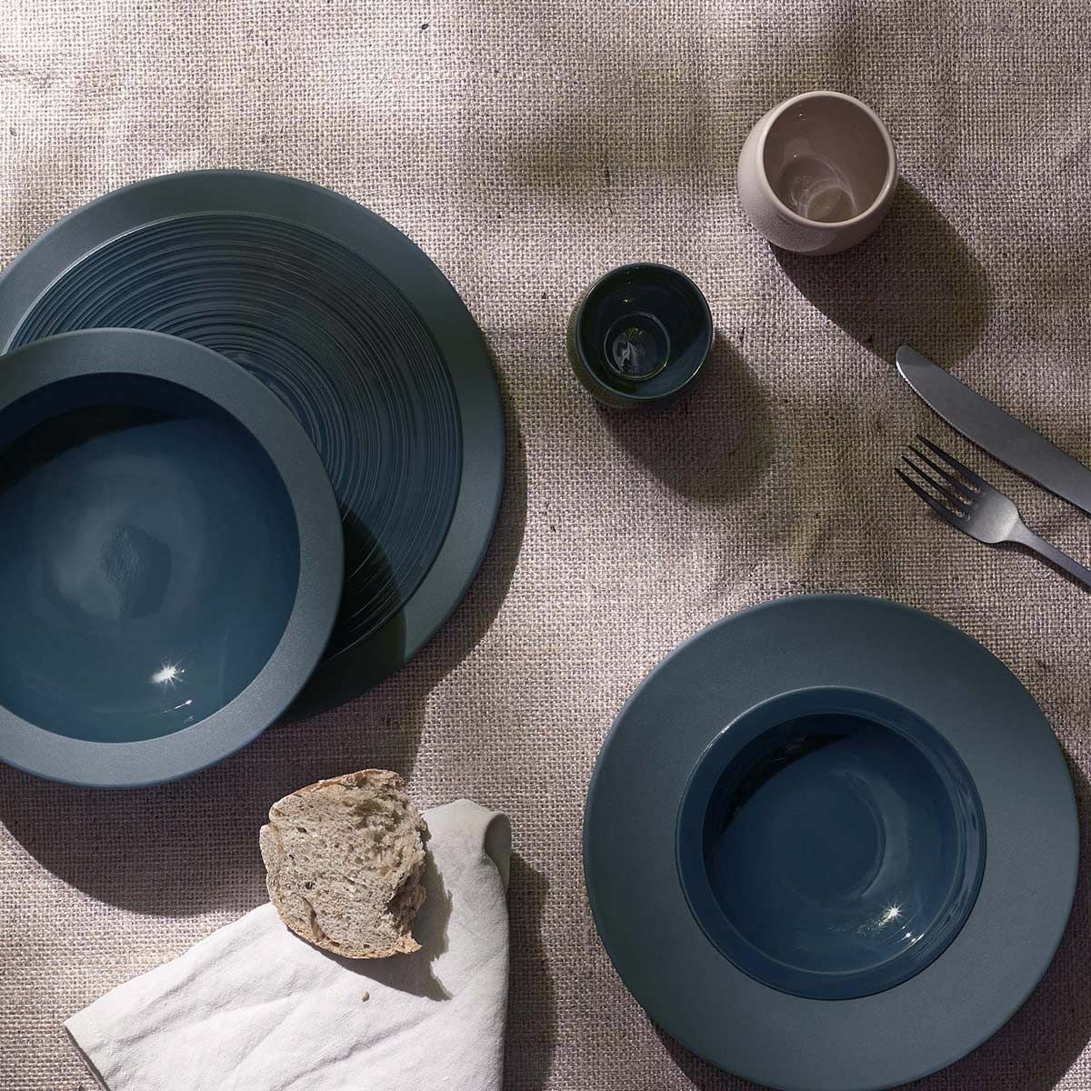 42a139e1f7a9fde80755130c4884e3