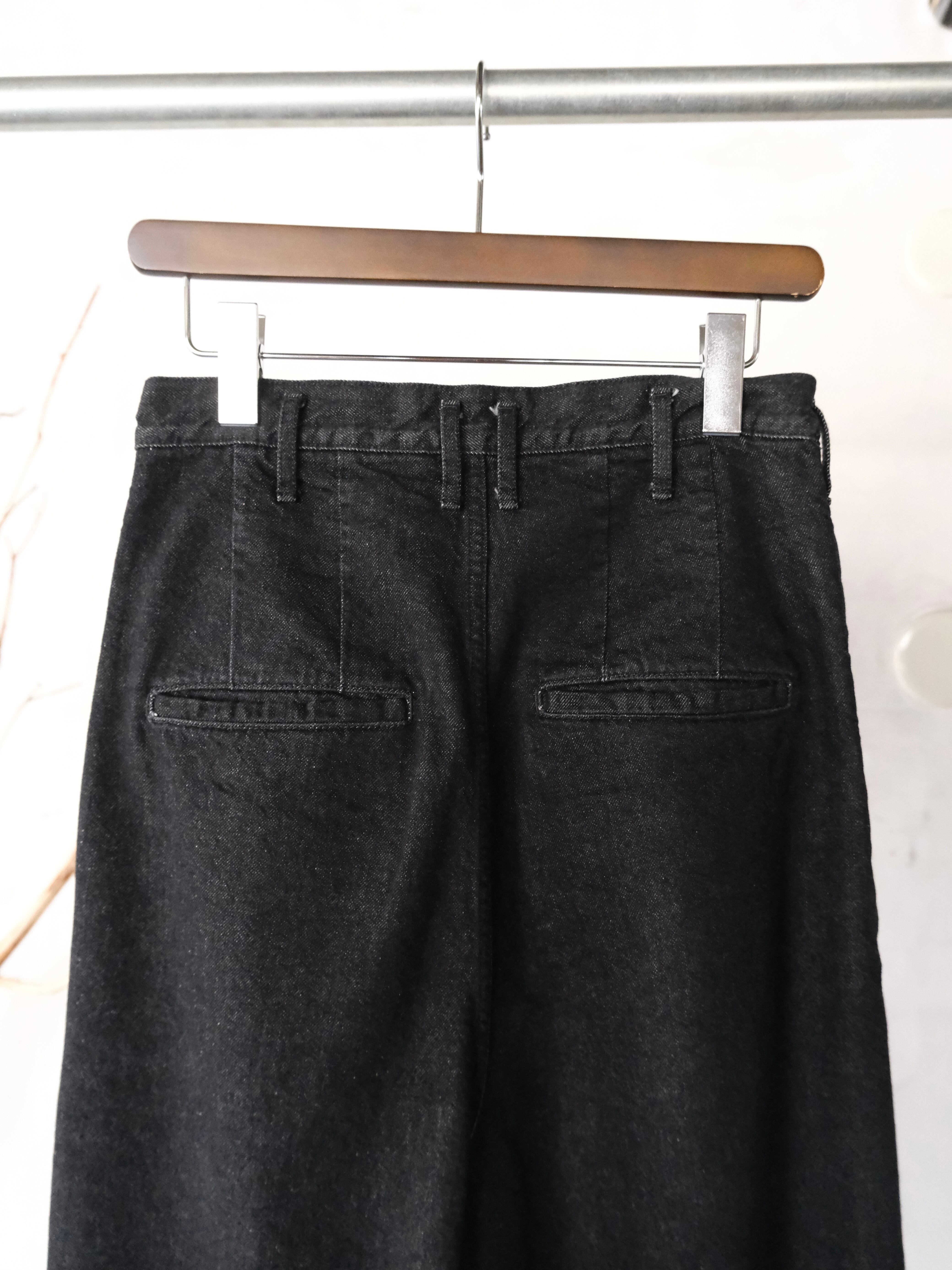 SOSHIOTSUKI】 HI WAIST BAGGY DENIM PANTS | THE OUR