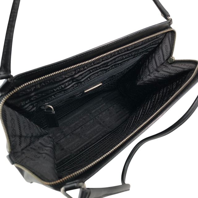 PRADA プラダ ショルダーバッグ ブラック ロゴ レザー ワンショルダー T4Q8CGH vintage ヴィンテージ オールド duepcf