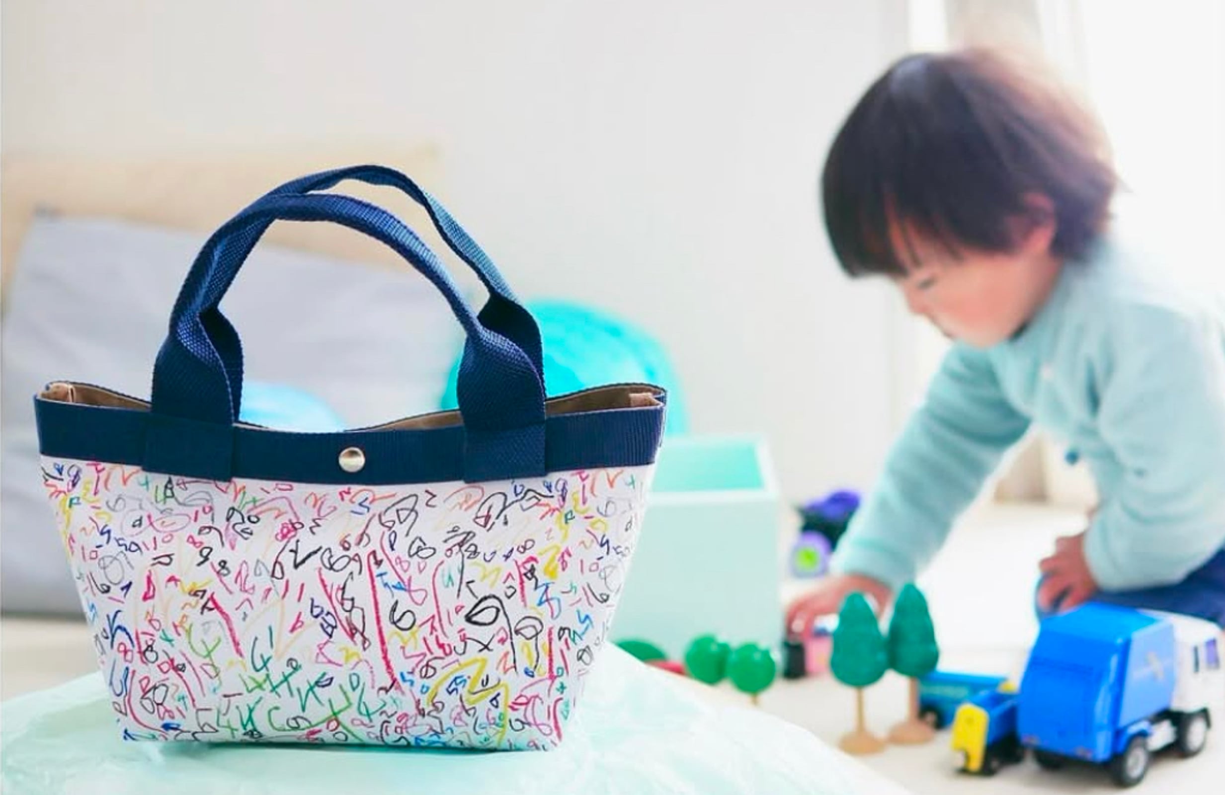 ミニトートバッグ◇撥水軽量素材 | リトルピカソ ｜子どもの絵で作る鞄