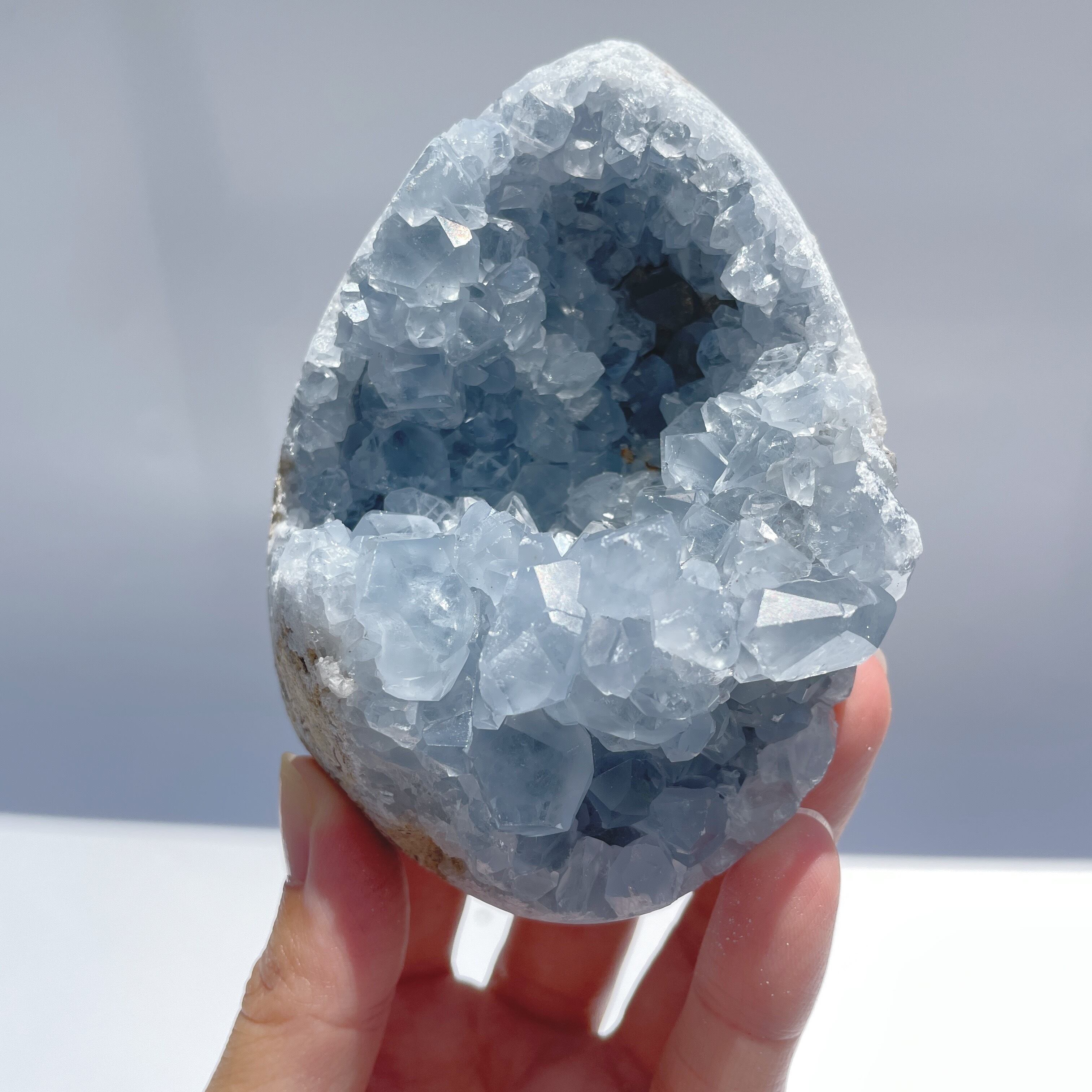 セレスタイト 卵型33◇ Celestite ◇天然石・鉱物・パワーストーン