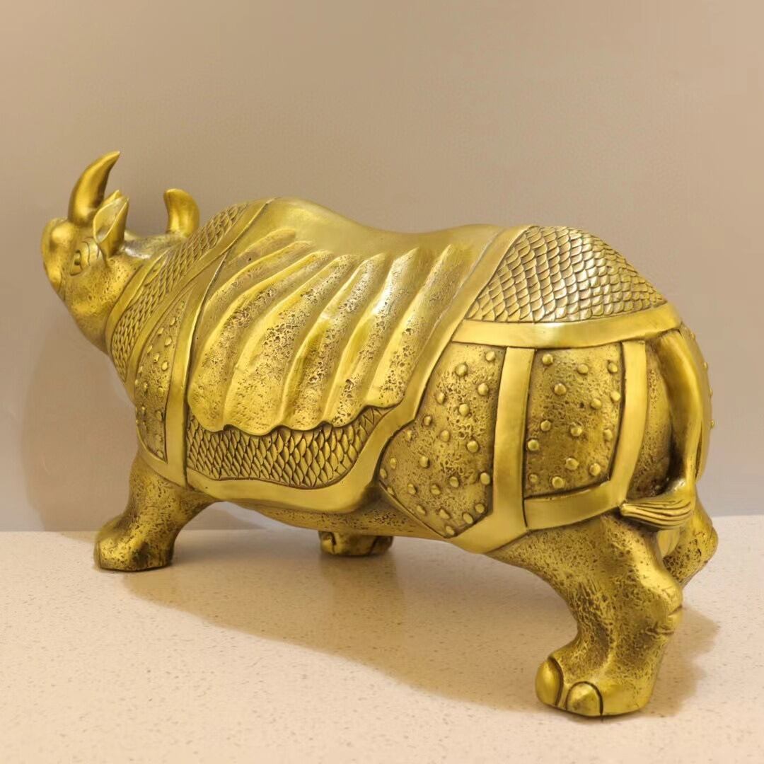 サイ 置物 オブジェ 金 ゴールド 黄金 招財 幸運 長寿 縁起物 魔除け
