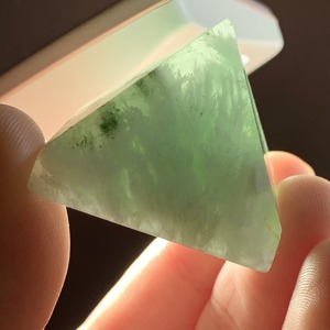 エンジェルフェザーフローライト・ピラミッド