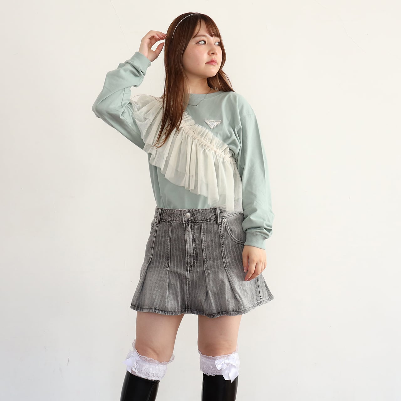 ぎゅっとなでウサワッペンロンtee/グリーン（MK-497) | もくもくちゃん