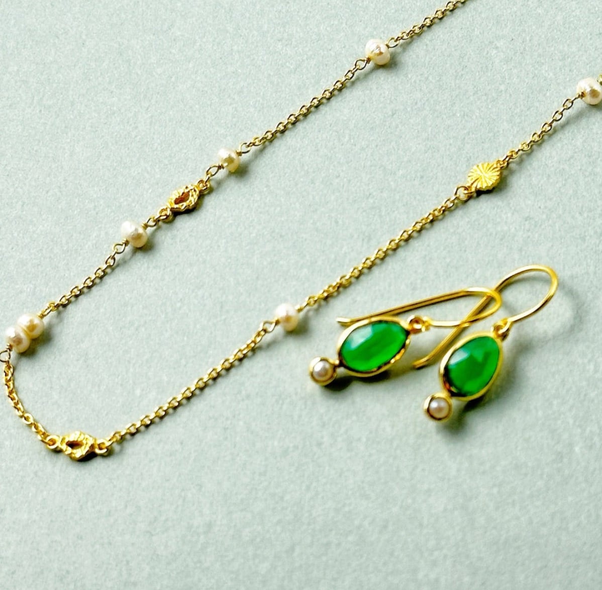 ラスト2！】Gold Coating グリーンオニキス とプチパール フックピアス