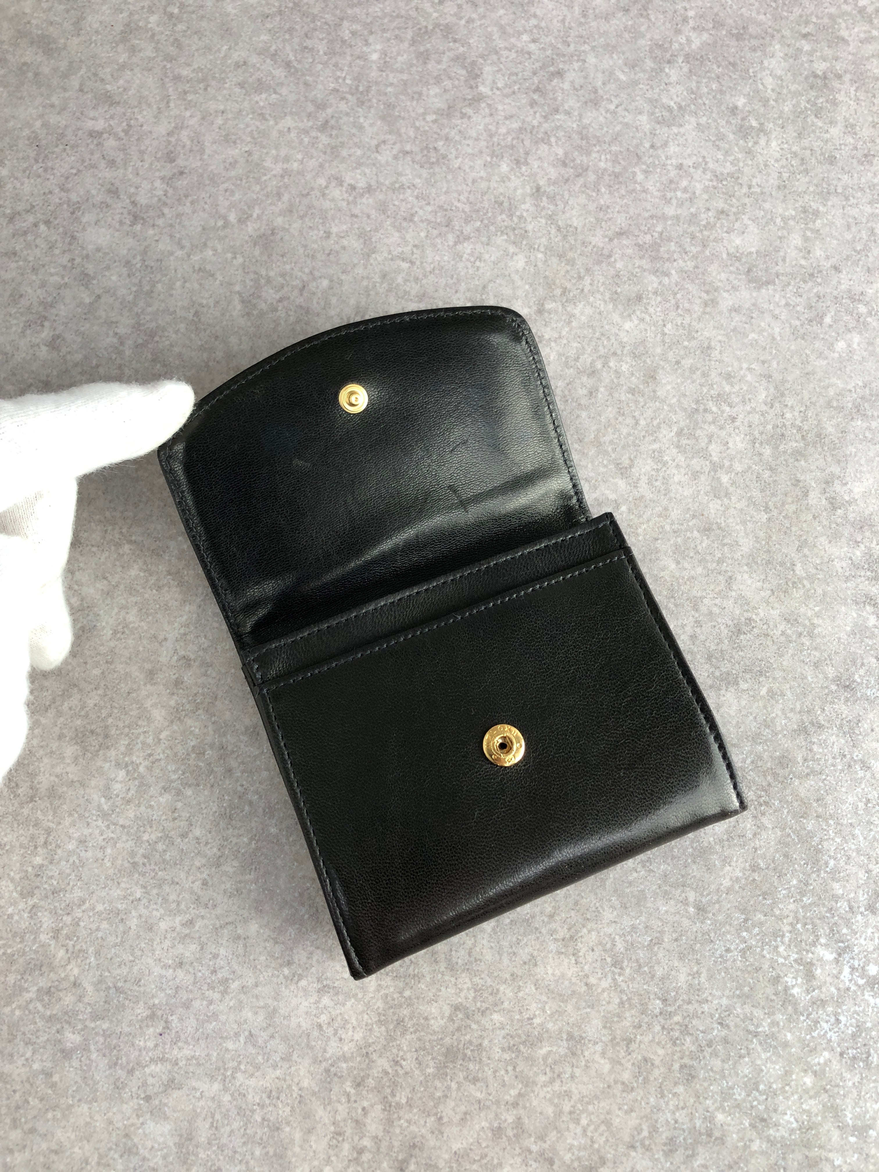 CHANEL シャネル コインケース ブラック ココマーク 型押し レザー