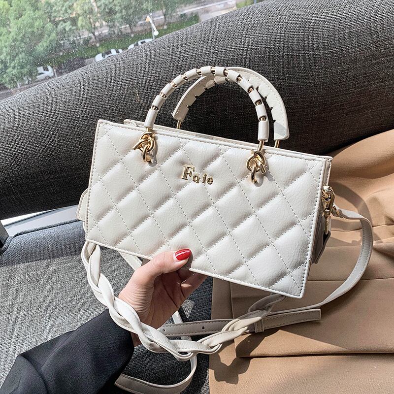 オールマッチウエスタンスタイルレディースワンショルダー脇の下スモールバッグ女性2020人気の新しい流行のファッションネットレッドメッセンジャーハンドバッグ 手作りハンドバック4630092722