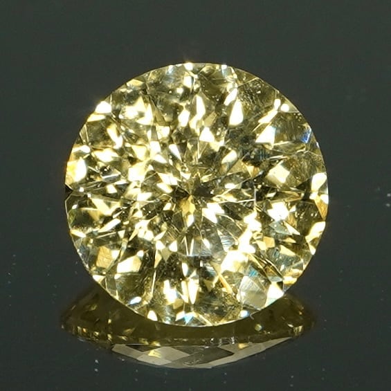 【SIGNATURE】Bright Brilliant Cut®︎ “160 Facets” 0.68ct Natural Unheated Yellow Sapphire