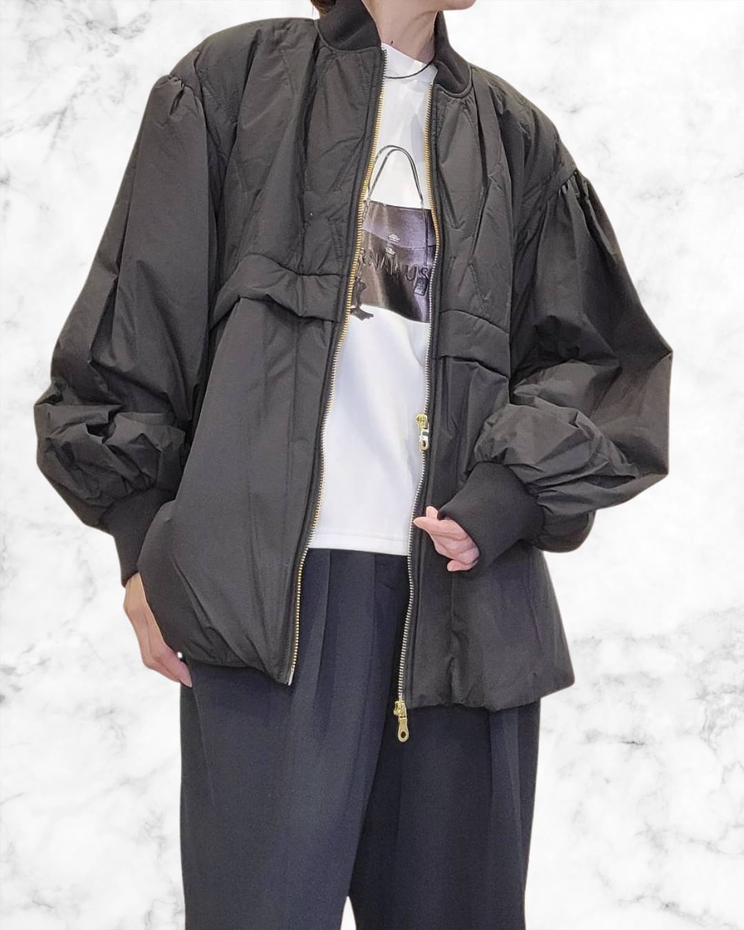 中綿キルティング切り替えブルゾン H124304 ヘレンチア ジャンパー