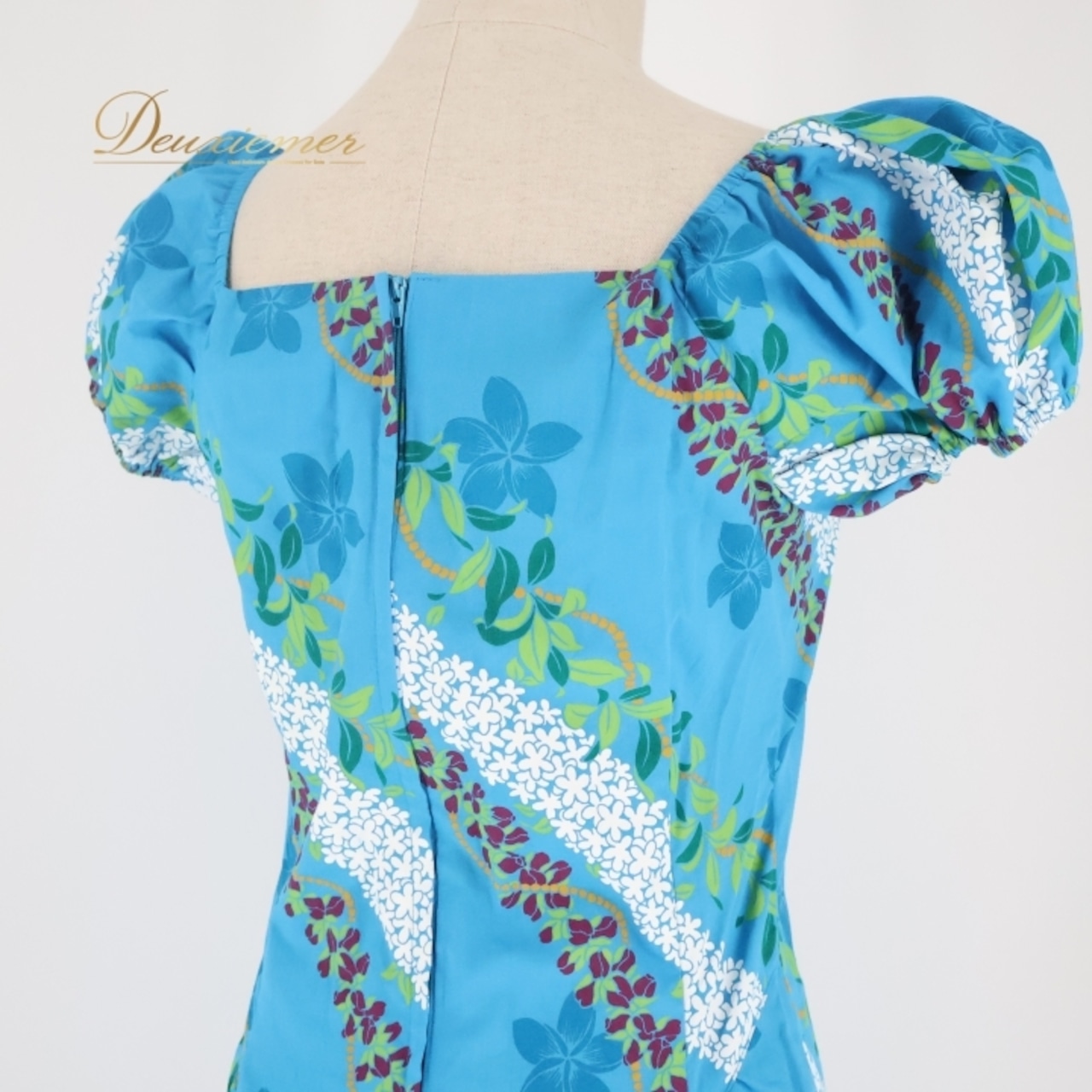 フラダンス 衣装 ワンピース ドレス ブルー系 ムームーファクトリー プルメリア柄 ハワイアンプリント T&L MUUMUU FACTORY アロハ フラ ダンス 花柄 植物柄 フラワー さわやか かわいい おしゃれ 上品 華やか 鮮やか ホワイト系 グリーン系 パープル系 オレンジ系 水色 白 緑 黄緑 紫 橙 パーティー フェスティバル エレガント レディース マキシ丈 きれいめ キュート