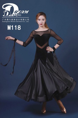 【W058】ウエストVラインの発表会DDドレス