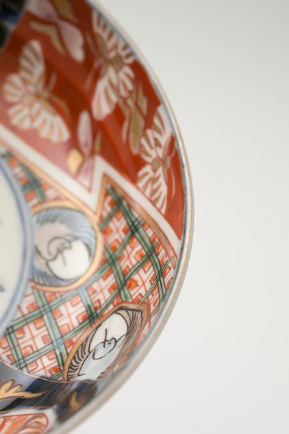 最後の一枚☆ 伊万里 色絵金彩 ふくら雀と柘榴文 蝶 蛸唐草 鳥 菱 な