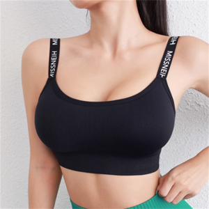 【送料無料】 スポーツブラ 4色 ヨガウェア ロゴ入り カップ付 ブラ タンクトップ フィットネスウェア 下着 ショート丈 ノースリーブ ラウンドネック ホールド感 ホック ブラパッド付 スポーティ 無地 夏 20代 30代 40代 レディース 女性用 ジム トレーニング フィットネス 運動 ランニング ジョギング ウォーキング 部活 スポーツ プチプライス カラバリ デイリーユース ファッション コーデ 着痩せ インスタ映え   S M L ブラック グリーン ピンク くすみカラー 大人カラー