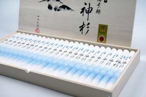 三輪の神杉　木箱入り　1,200g（50g × 24束）K-50