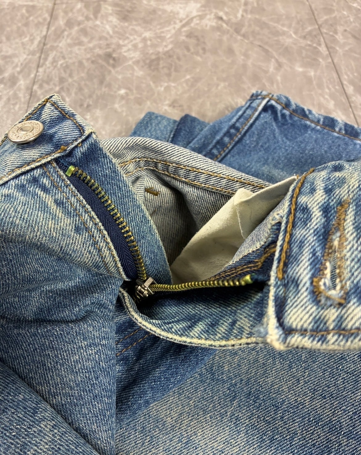 Levi's 501 USA製 ボタン裏552 ライトブルー ダメージ ストレート