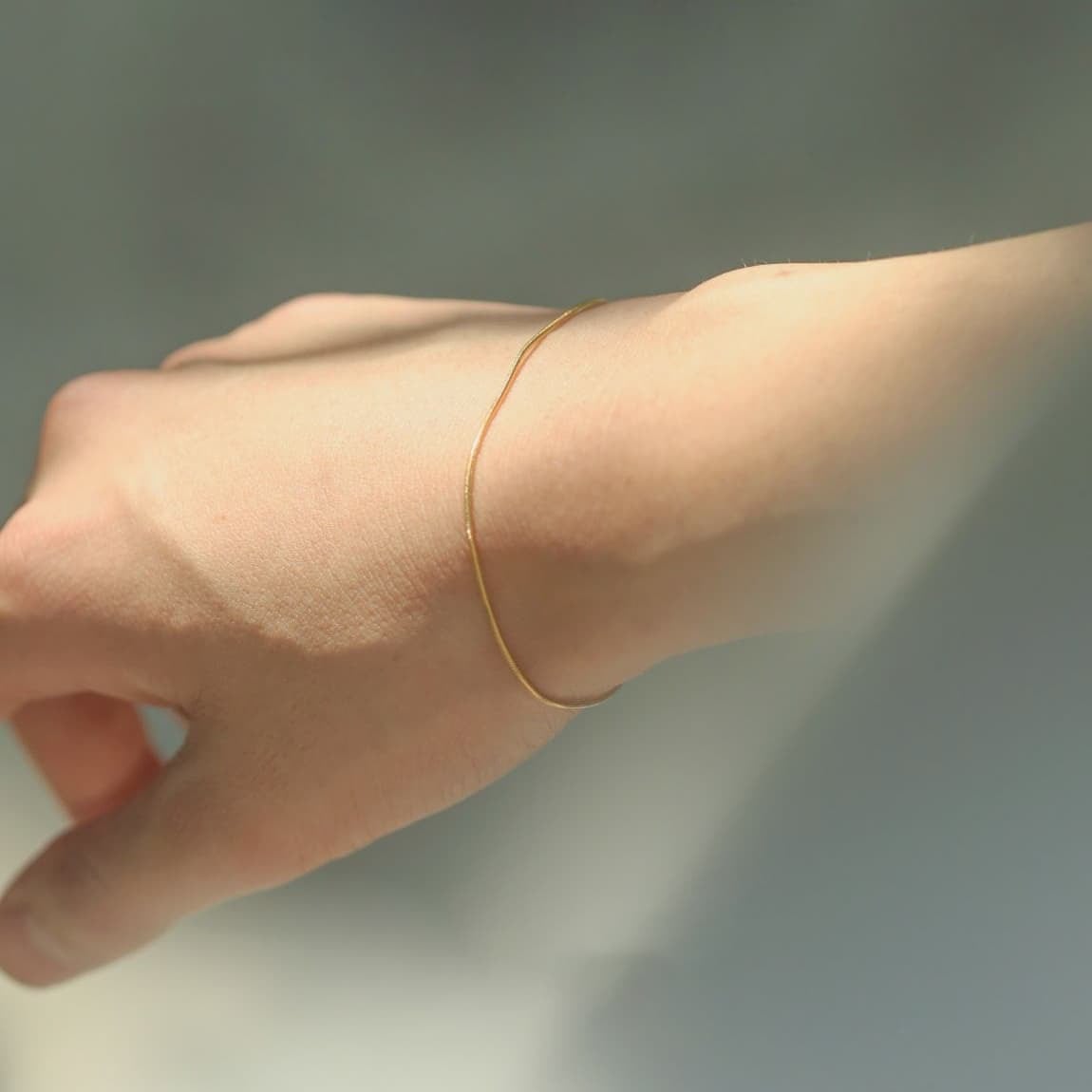 thin snake bracelet (gold)　#b25 | garcia powered by BASE