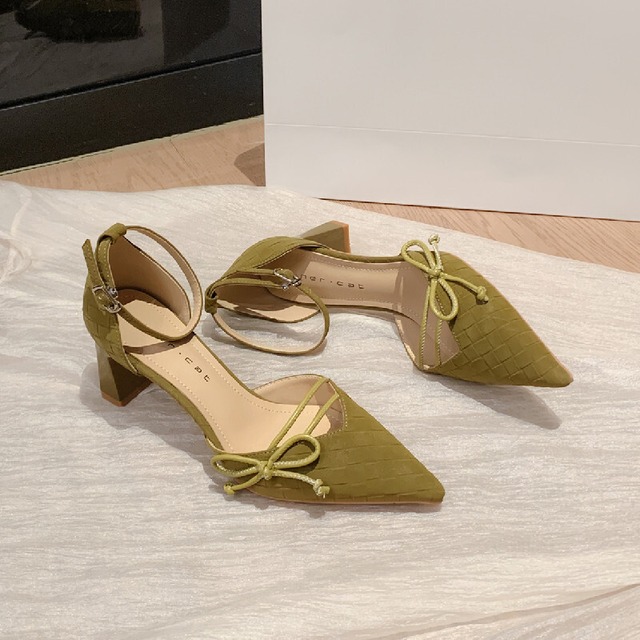 3colors シューズ パンプス ストラップ＆蝶リボン ローヒール 6CM