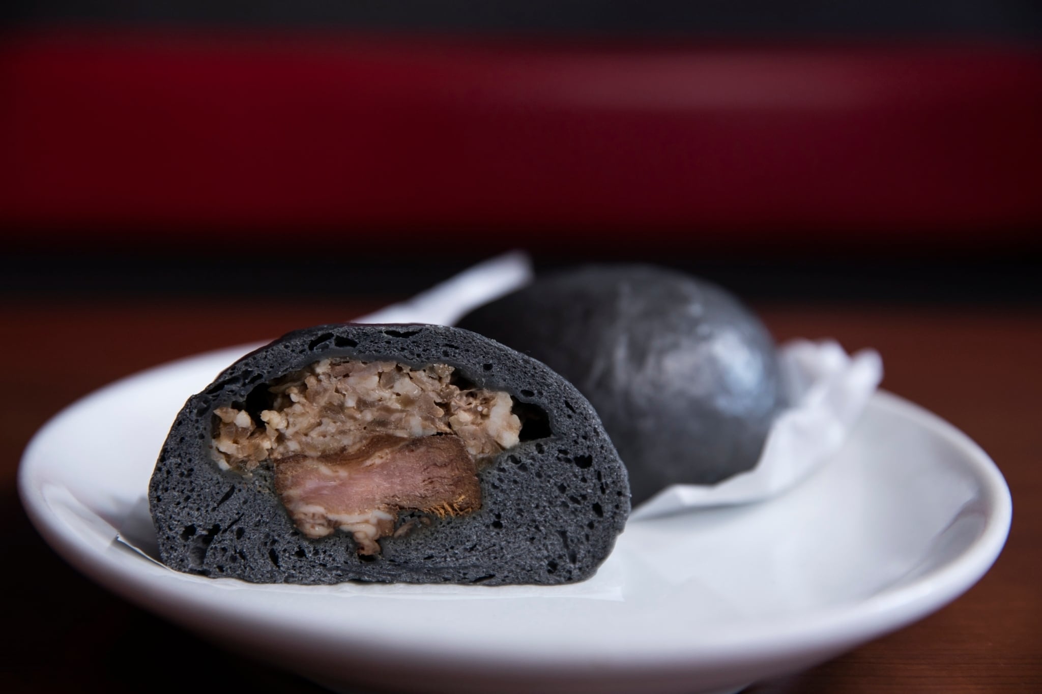 ZIP！で紹介された豚まん、牛バラまん、トマロンポー2個ずつの計6個